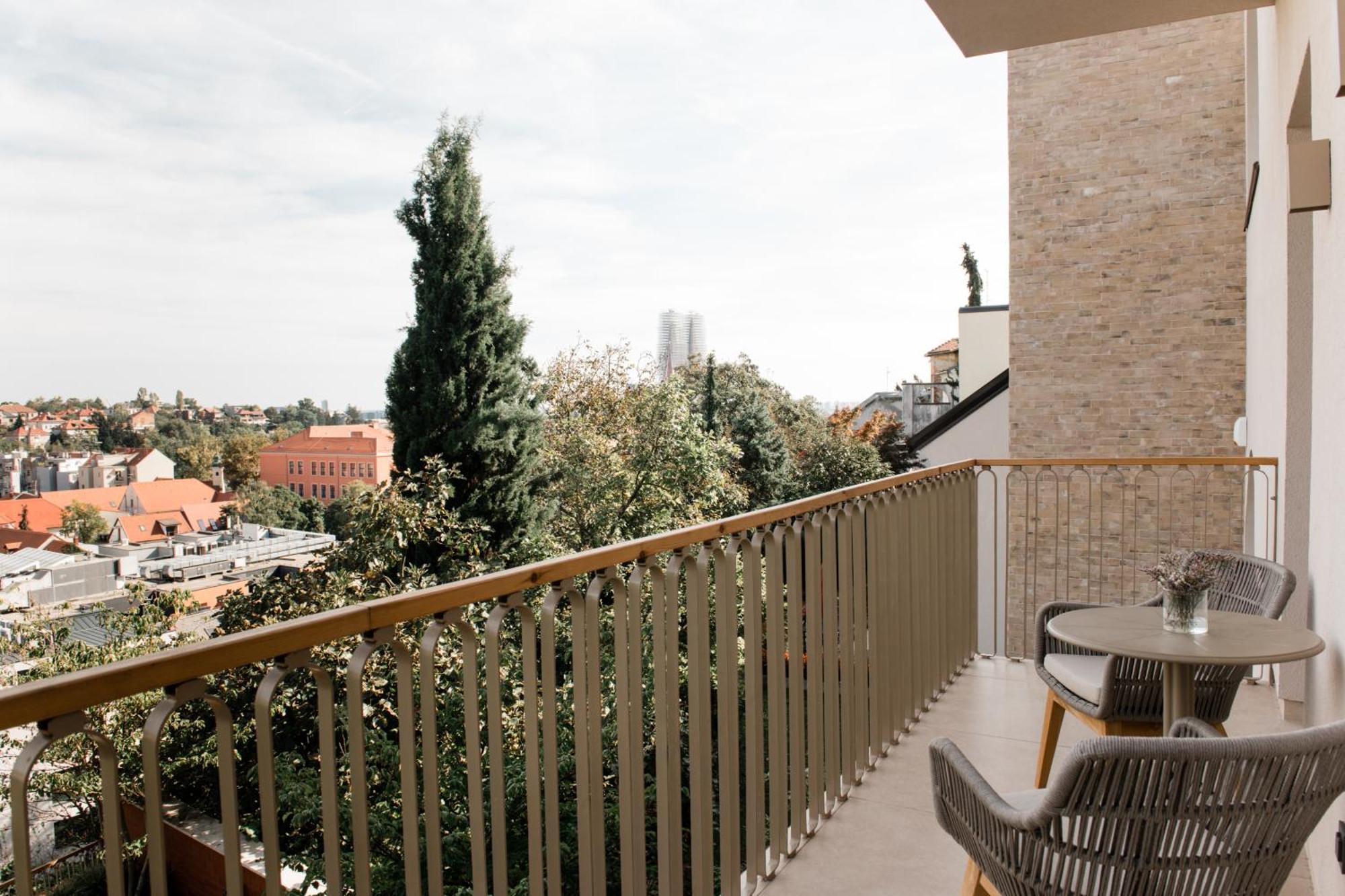 Boutique Hotel Hoh Загреб Екстериор снимка